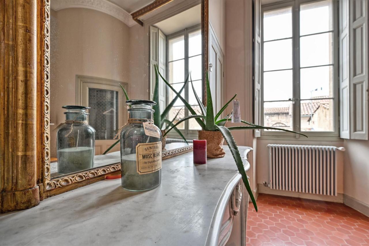 Le Vieux Sextier - Ac Clim - Lumineux - Wifi - Hypercentre Apartment Avignon Ngoại thất bức ảnh