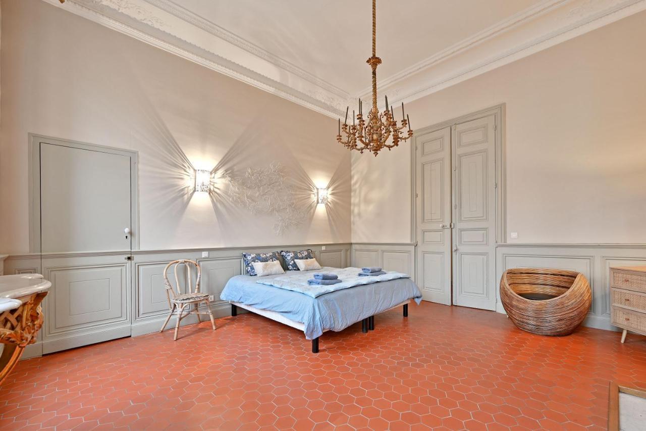 Le Vieux Sextier - Ac Clim - Lumineux - Wifi - Hypercentre Apartment Avignon Ngoại thất bức ảnh